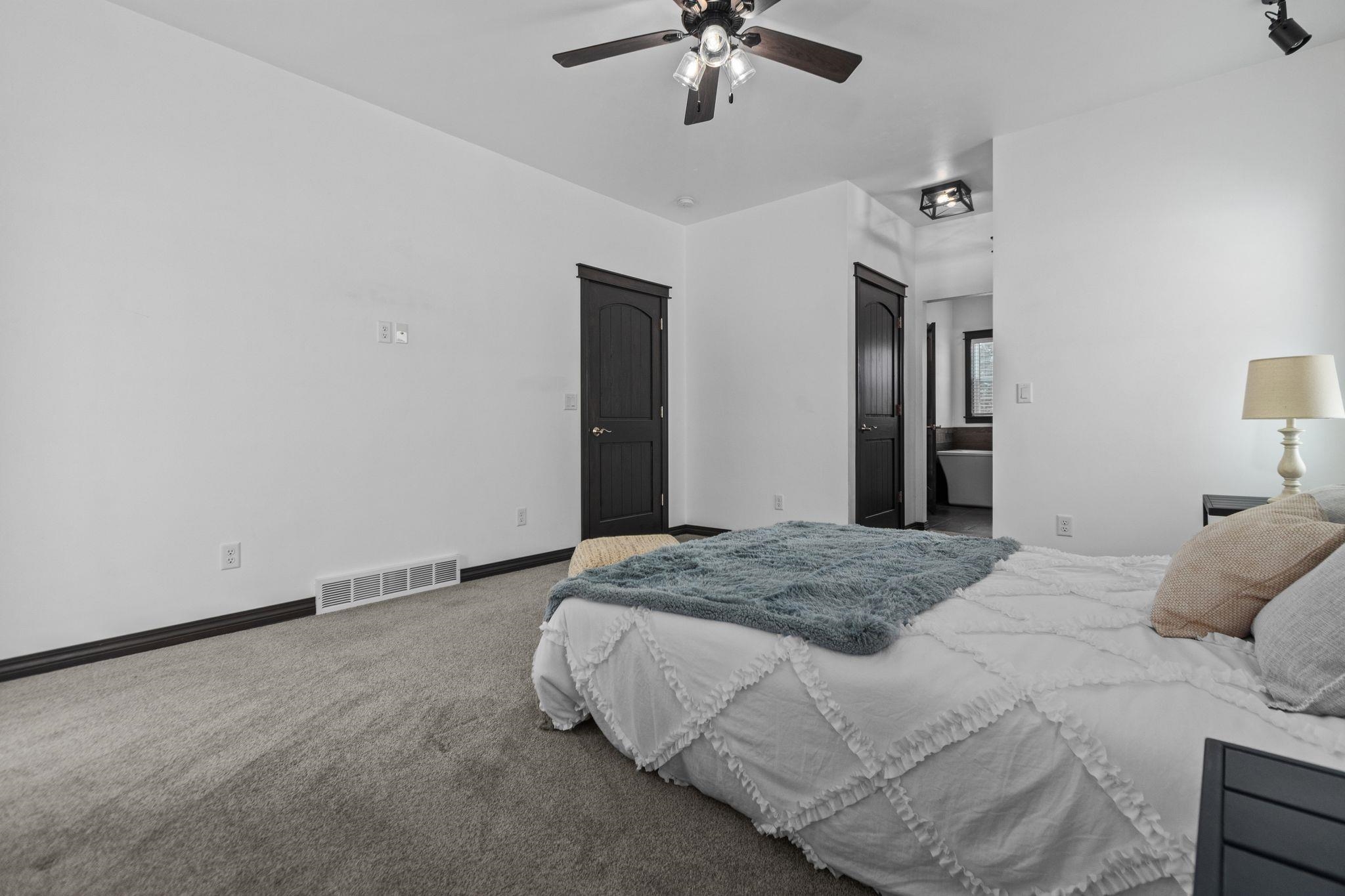 3815 Stonewall Drive De Pere, WI 54115 - Photo 20 of 57