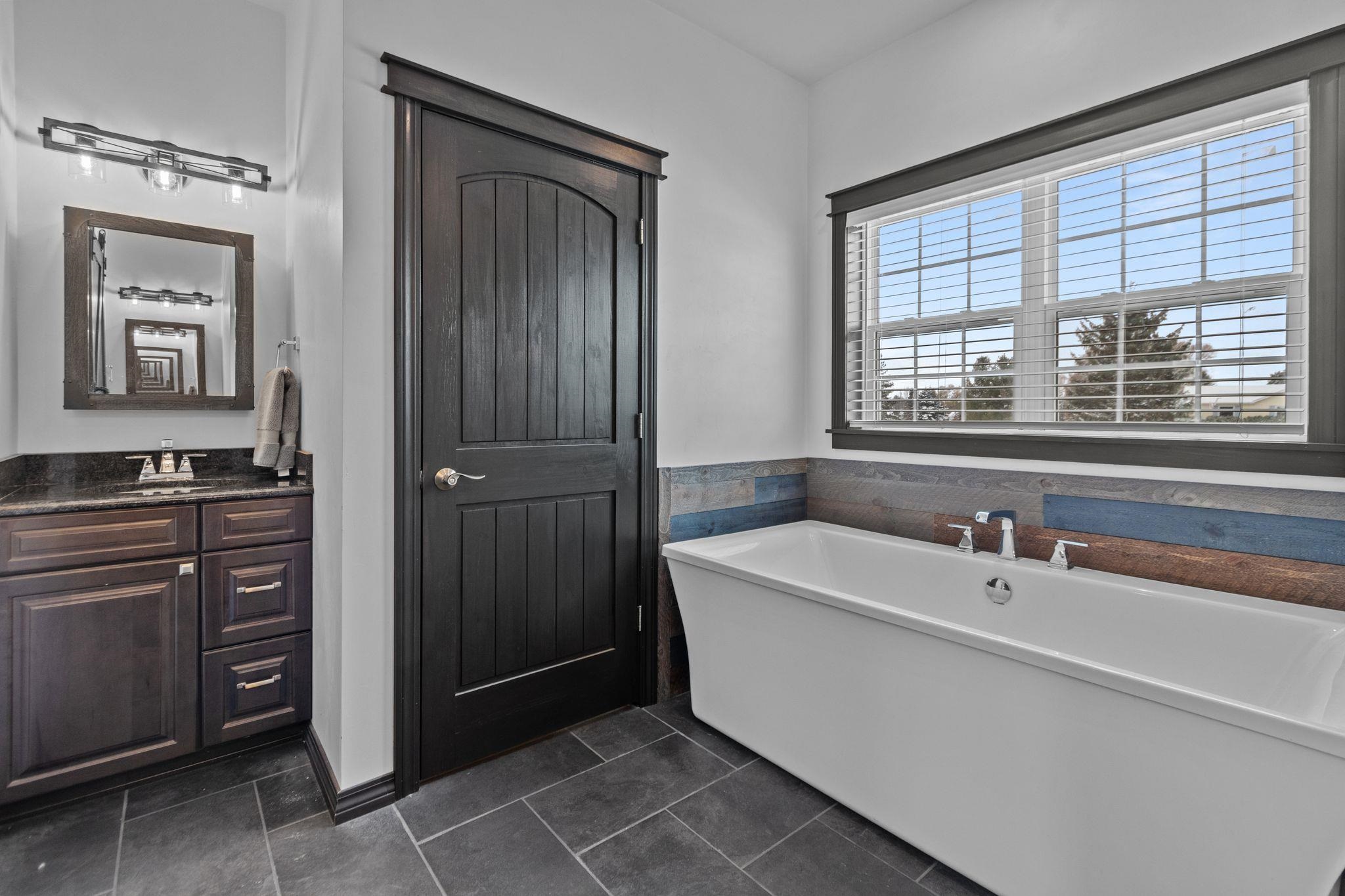 3815 Stonewall Drive De Pere, WI 54115 - Photo 22 of 57