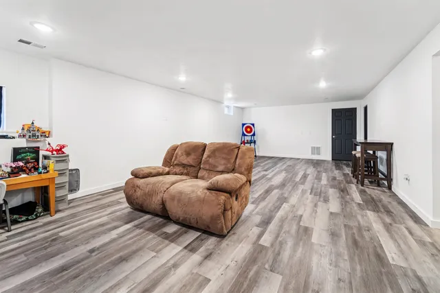 $674,900 | 3815 Stonewall Drive, De Pere, WI 54115