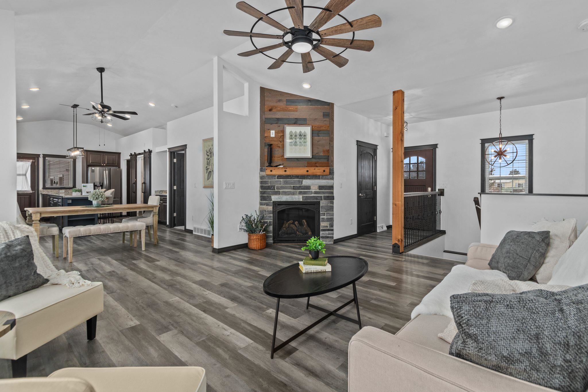 3815 Stonewall Drive De Pere, WI 54115 - Photo 4 of 57