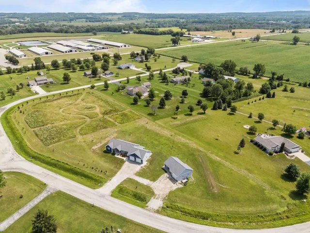 $664,900 | 3815 Stonewall Drive, De Pere, WI 54115