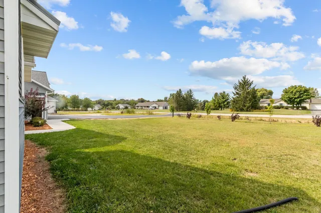 $674,900 | 3815 Stonewall Drive, De Pere, WI 54115