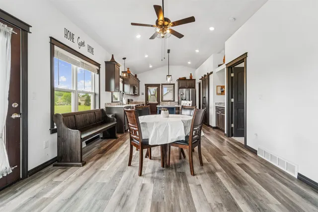 $674,900 | 3815 Stonewall Drive, De Pere, WI 54115