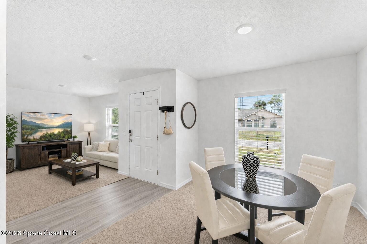 281 Sarah Road Southwest Palm Bay, FL 32908 - Photo 2 of 33 Entry VS