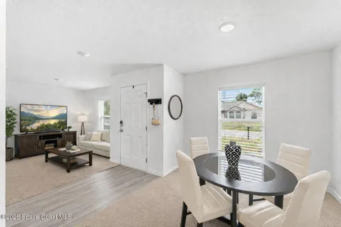 $315,000 | 281 Sarah Road Southwest, Palm Bay, FL 32908