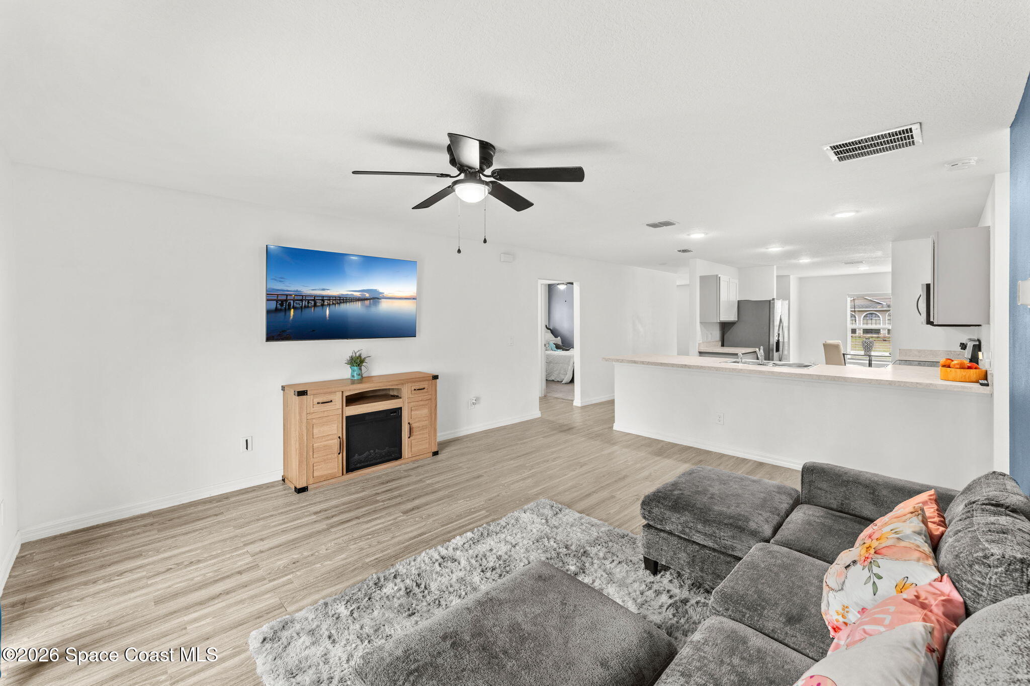 281 Sarah Road Southwest Palm Bay, FL 32908 - Photo 5 of 33 DSC00224-HDR