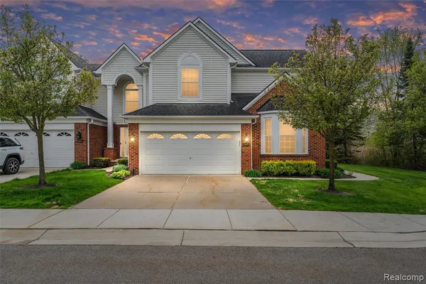 $400,000 | 29451 Weston Drive, Unit 120, Novi, MI 48377