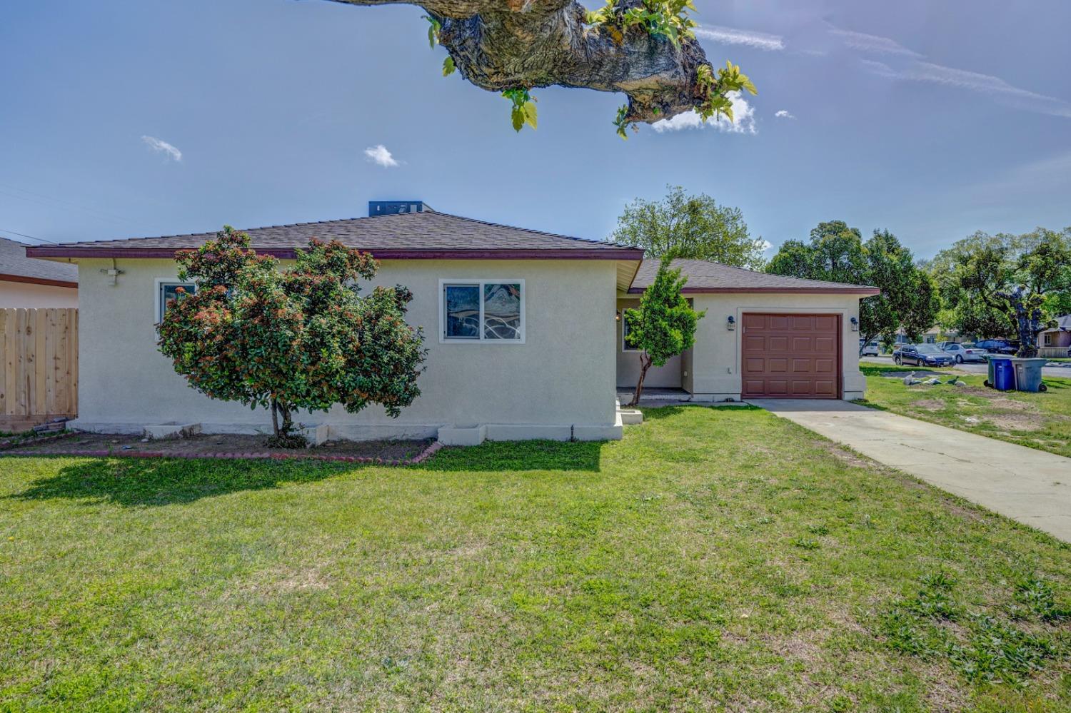 808 V Street Merced, CA 95341 - Photo 3 of 31 Gallery Image 3