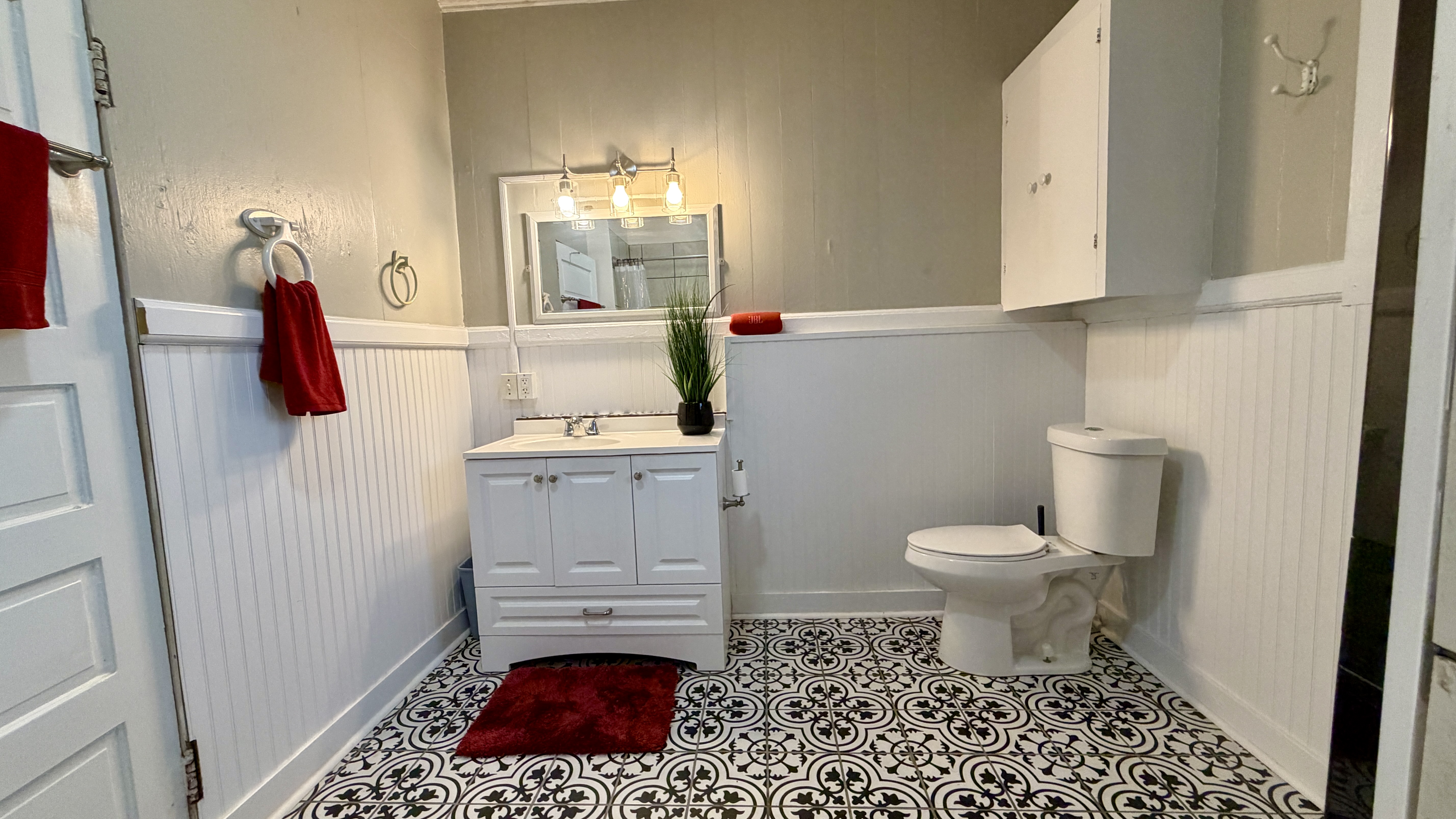 2501 Kinoole Street Hilo, HI 96720 - Photo 14 of 27