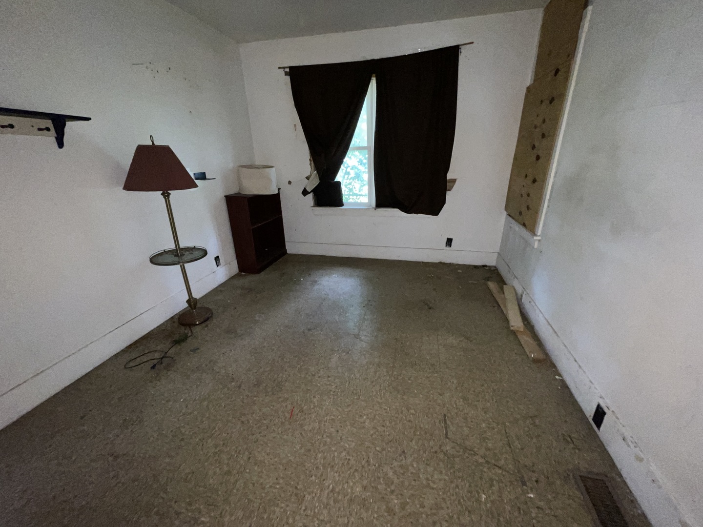 552 West Center Street Decatur, IL 62526 - Photo 20 of 26 wooden floor in an empty room