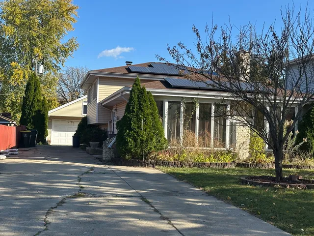 front view of house with a yard