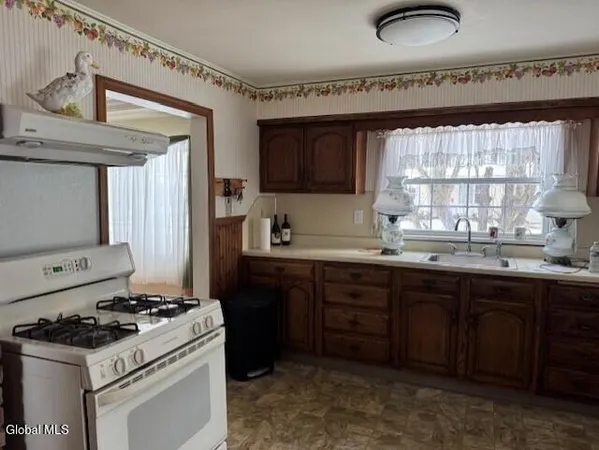 $244,900 | 2953 Clyde Avenue, Rotterdam, NY 12306