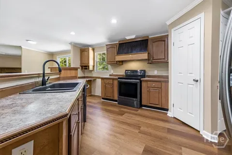$315,000 | 167 Wildwood Lane, Bloomingdale, GA 31302