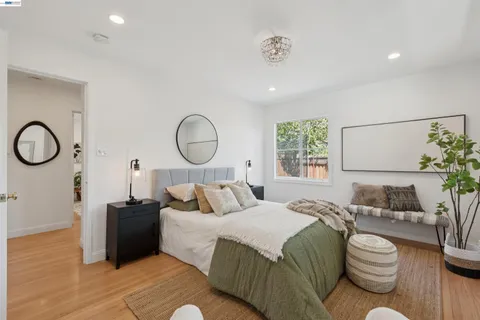 $835,000 | 15915 Via Toledo, San Lorenzo, CA 94580