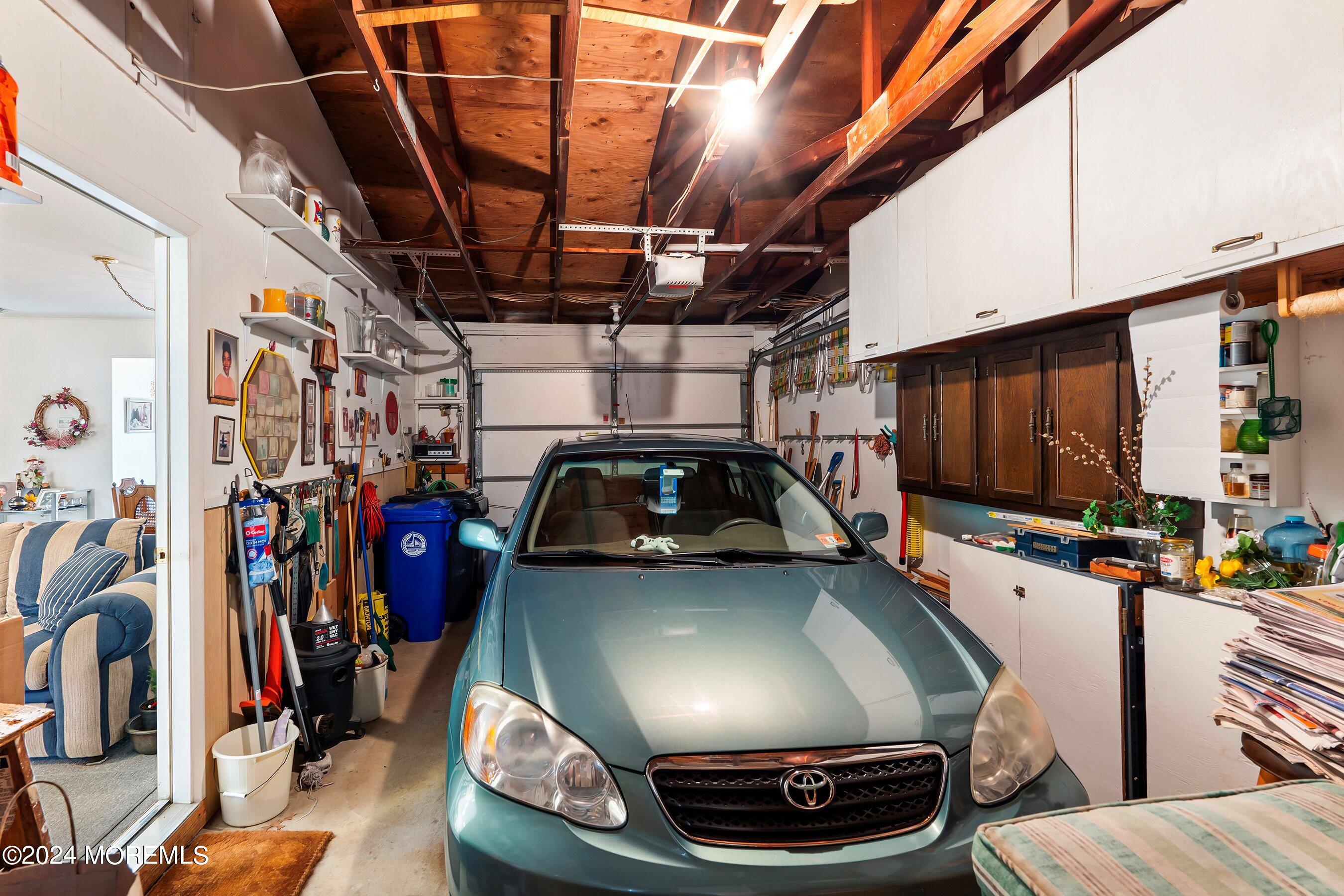 18 Phillips Road Brick, NJ 08724 - Photo 23 of 53 27-Garage