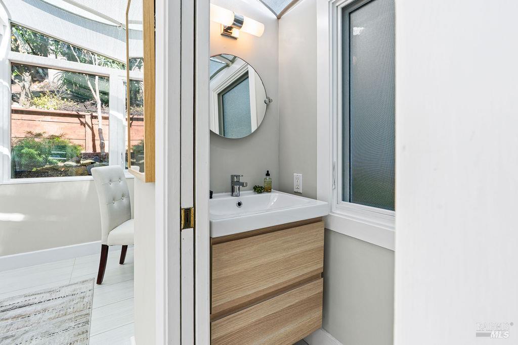 650 Main Street Sausalito, CA 94965 - Photo 13 of 44