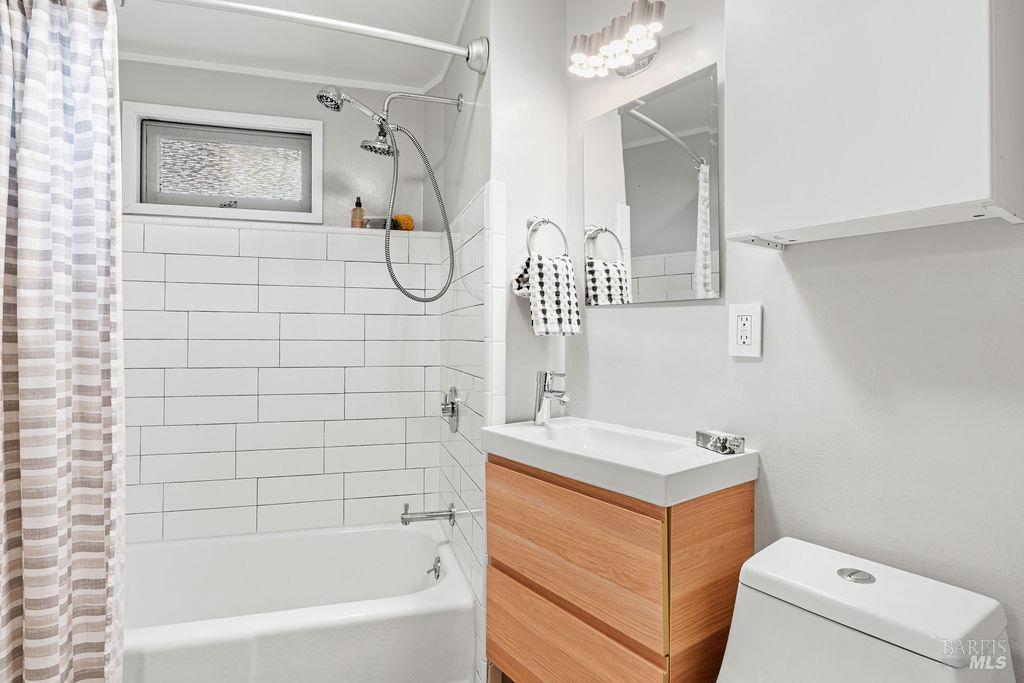 650 Main Street Sausalito, CA 94965 - Photo 37 of 44