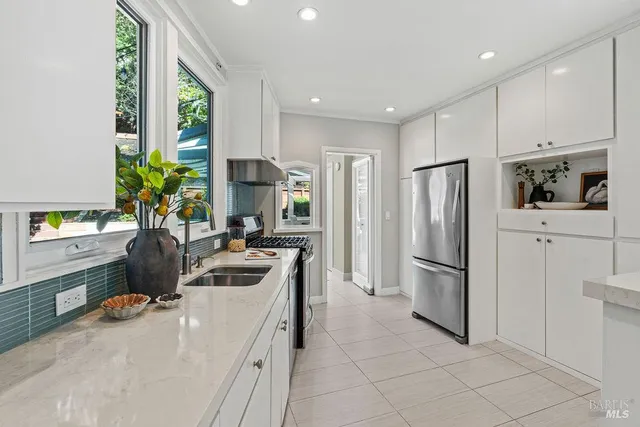 $1,899,000 | 650 Main Street, Sausalito, CA 94965