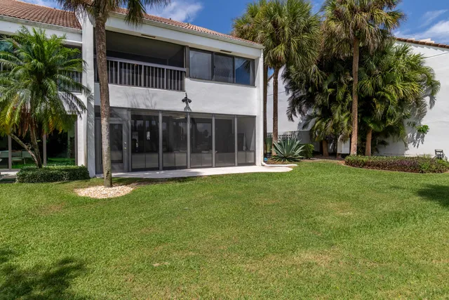 $6,500 | 2451 Presidential Way, Unit A, West Palm Beach, FL 33401
