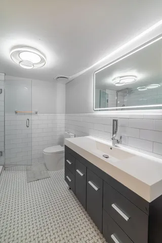 $6,500 | 2451 Presidential Way, Unit A, West Palm Beach, FL 33401