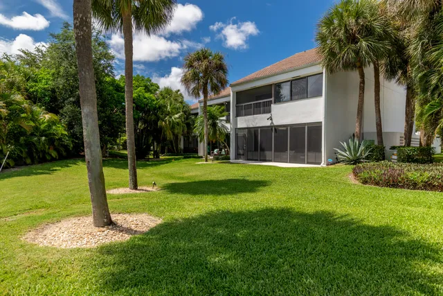 $6,500 | 2451 Presidential Way, Unit A, West Palm Beach, FL 33401