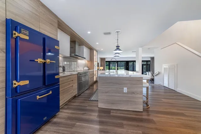 $6,500 | 2451 Presidential Way, Unit A, West Palm Beach, FL 33401