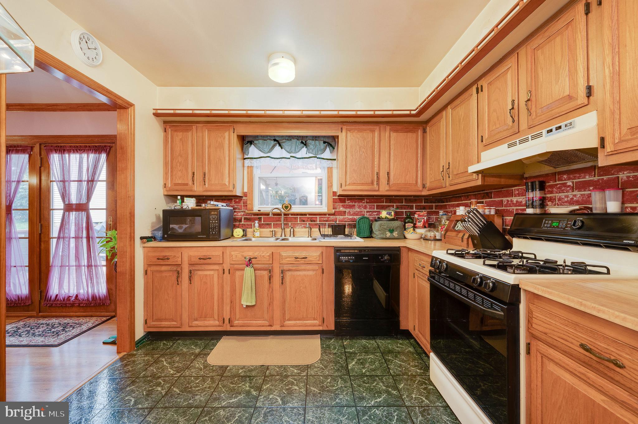 1109 Tuckerton Road Reading, PA 19605 - Photo 16 of 36 Gallery Image 16