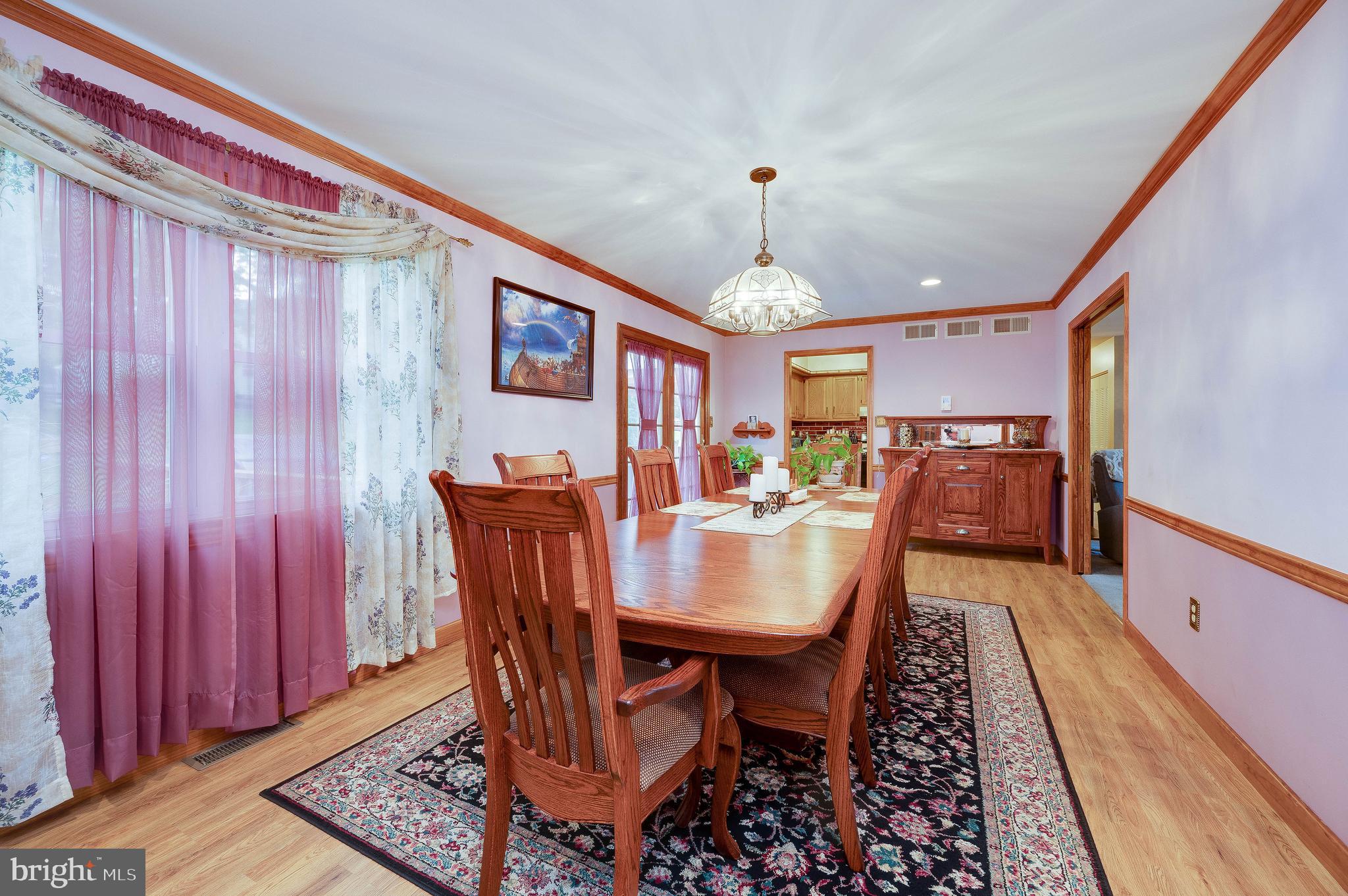 1109 Tuckerton Road Reading, PA 19605 - Photo 10 of 36 Dining room