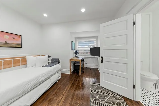 $499,900 | 3223 Geyer Avenue, St. Louis, MO 63104