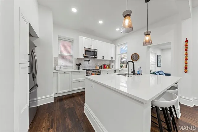 $499,900 | 3223 Geyer Avenue, St. Louis, MO 63104