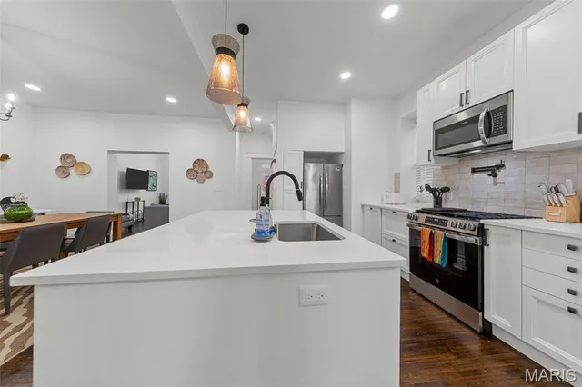 $499,900 | 3223 Geyer Avenue, St. Louis, MO 63104