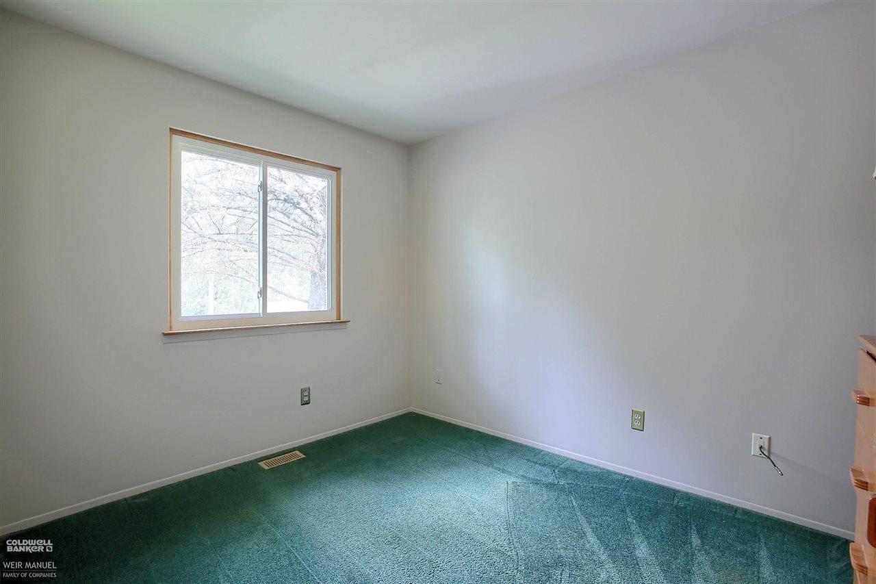 1570 South Boulevard Rochester, MI 48309 - Photo 11 of 24