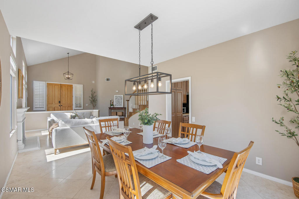 4308 Cedardale Road Moorpark, CA 93021 - Photo 9 of 59