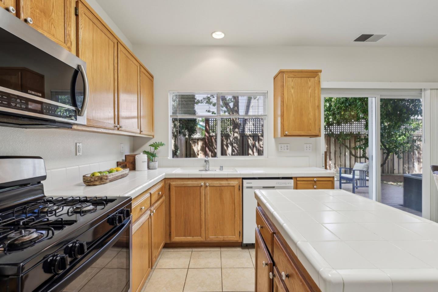 1439 Grey Hawk Way Santa Rosa, CA 95409 - Photo 17 of 37