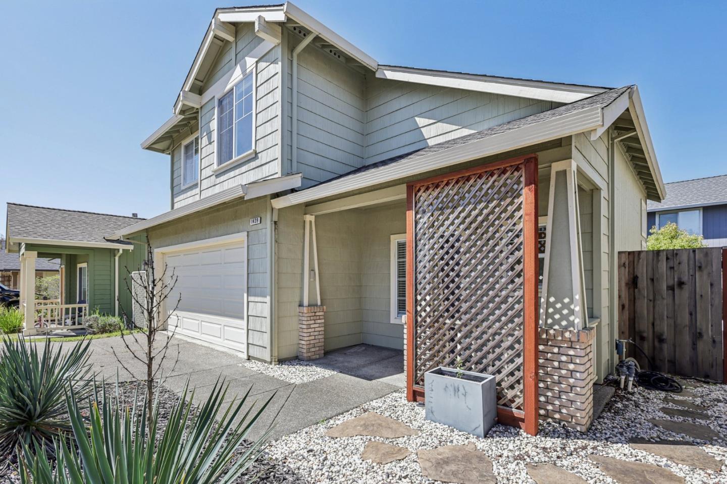 1439 Grey Hawk Way Santa Rosa, CA 95409 - Photo 4 of 37