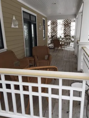 $3,000 | 414 South Lake Shore Drive, Fontana, WI 53125
