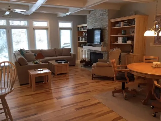 $15,000 | 414 South Lake Shore Drive, Fontana, WI 53125