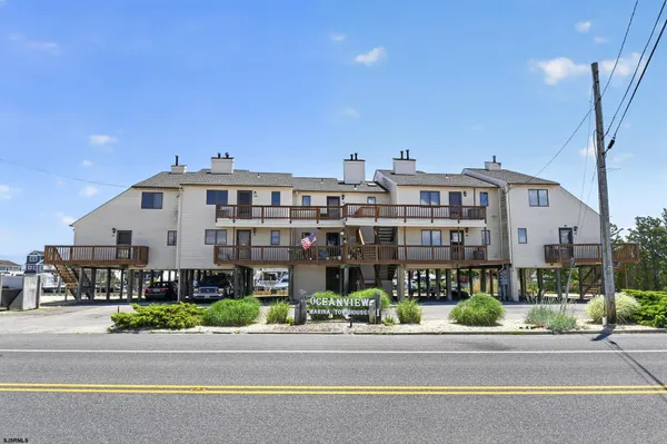 $299,900 | 1155 Radio Road, Unit 1155, Tuckerton, NJ 08087