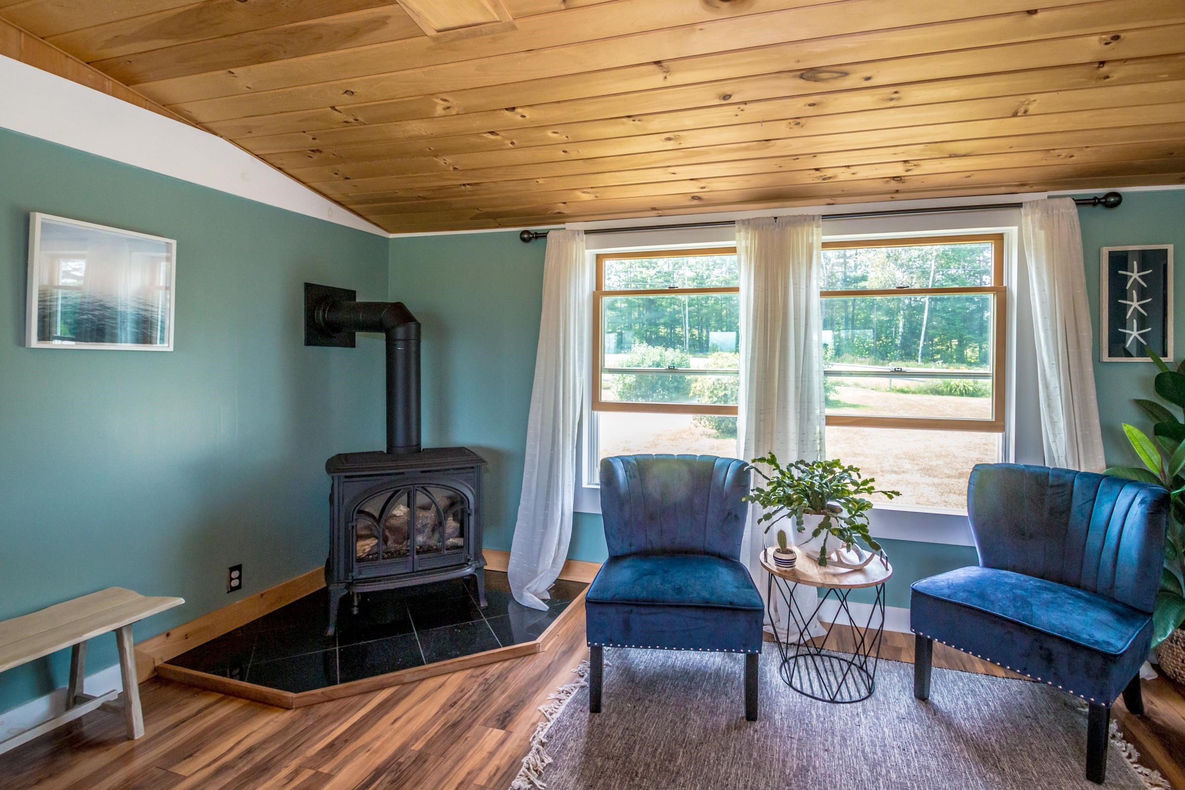 642 Jefferson Road Whitefield, NH 03598 - Photo 4 of 40