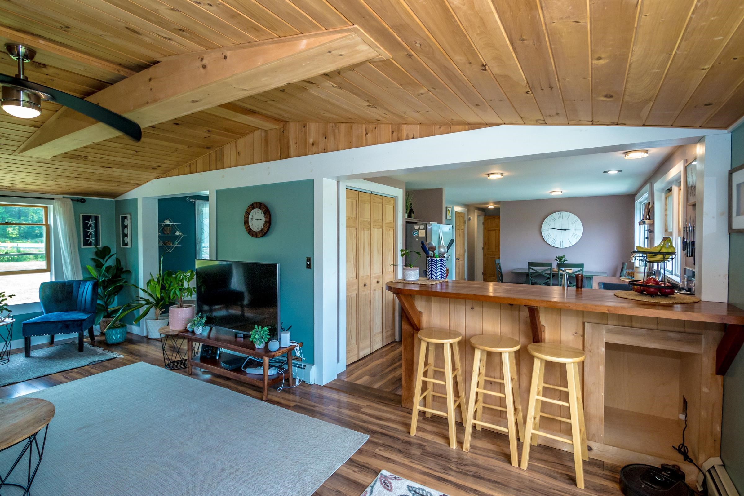 642 Jefferson Road Whitefield, NH 03598 - Photo 6 of 40