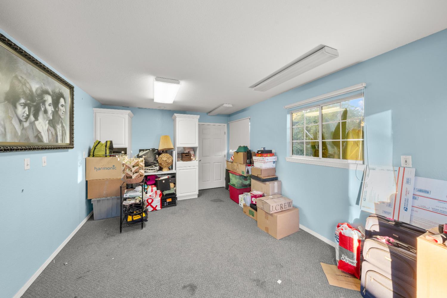 5001 Boyd Drive Carmichael, CA 95608 - Photo 34 of 49 a view of a room with toys