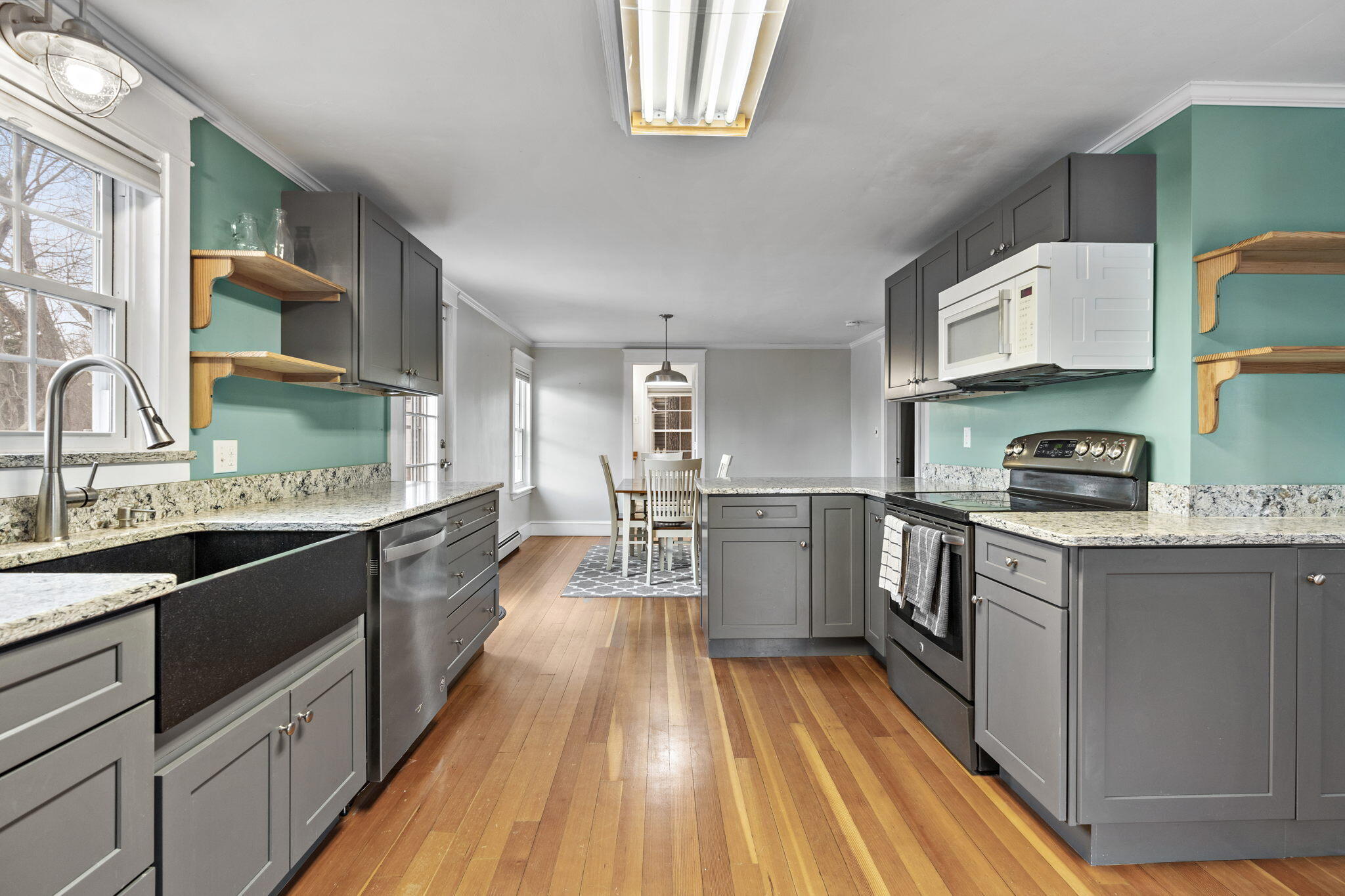 62 Bridgton Road Westbrook, ME 04092 - Photo 5 of 31 Kitchen