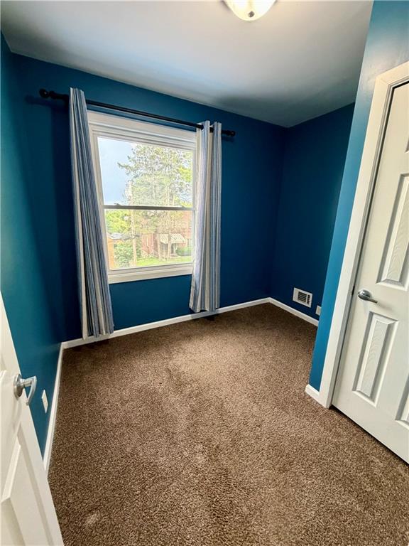 1636 Dagmar Avenue Pittsburgh, PA 15216 - Photo 11 of 19