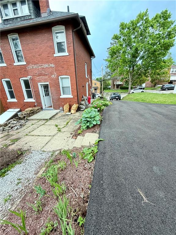 1636 Dagmar Avenue Pittsburgh, PA 15216 - Photo 17 of 19