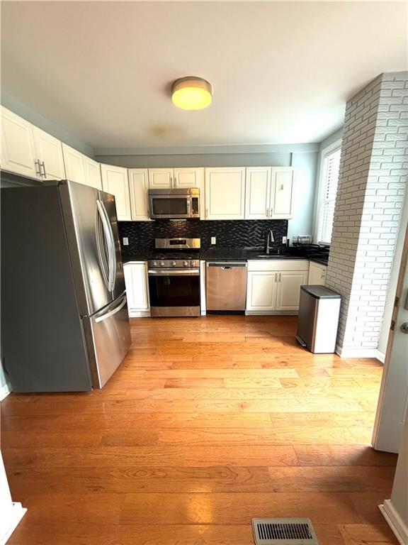 1636 Dagmar Avenue Pittsburgh, PA 15216 - Photo 7 of 19