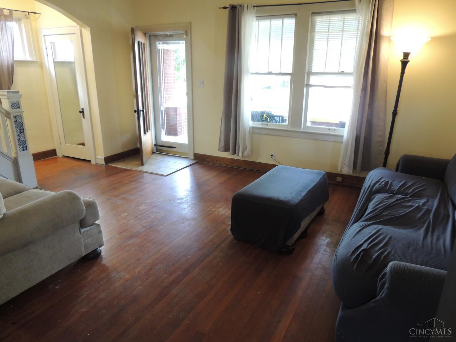 357 Clinton Avenue Hamilton, OH 45015 - Photo 6 of 20 Gallery Image 6