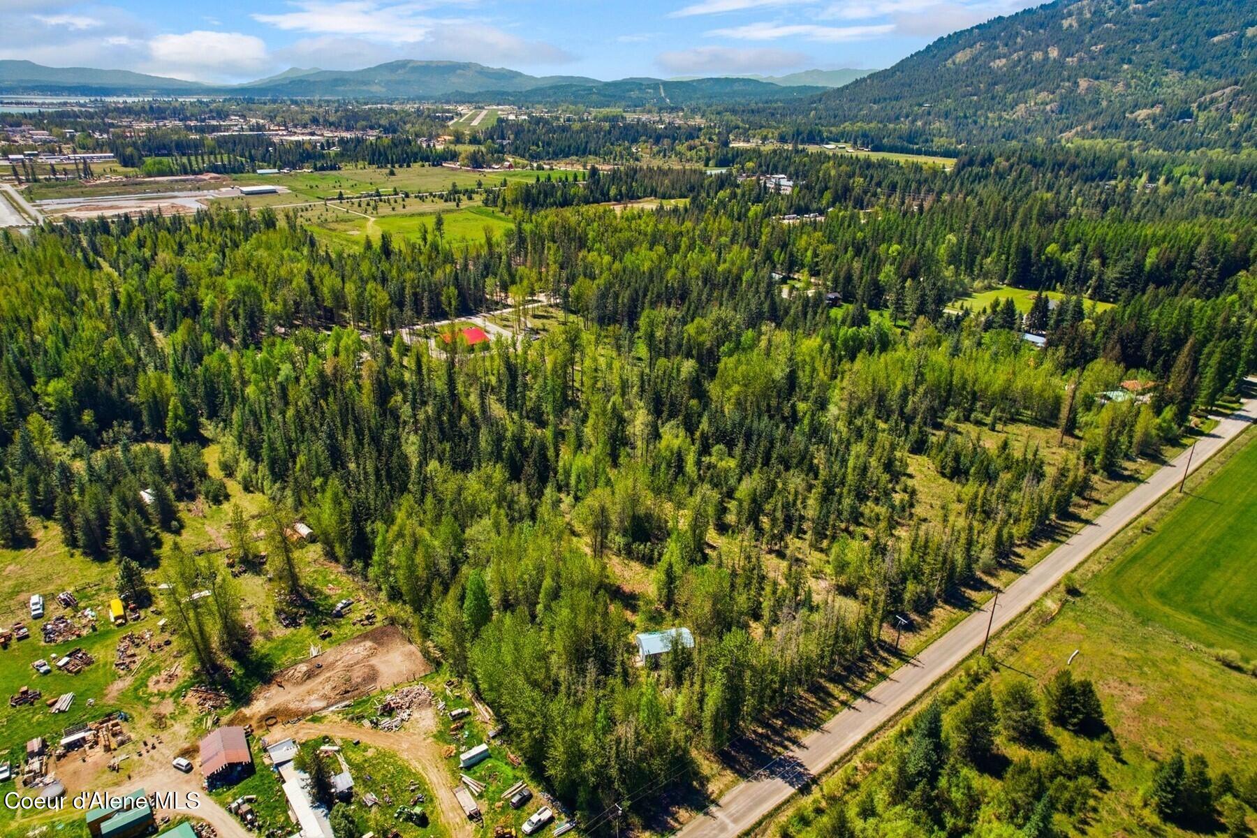 522 East Bronx Road Ponderay, ID 83852 - Photo 5 of 14 5_DJI_0344