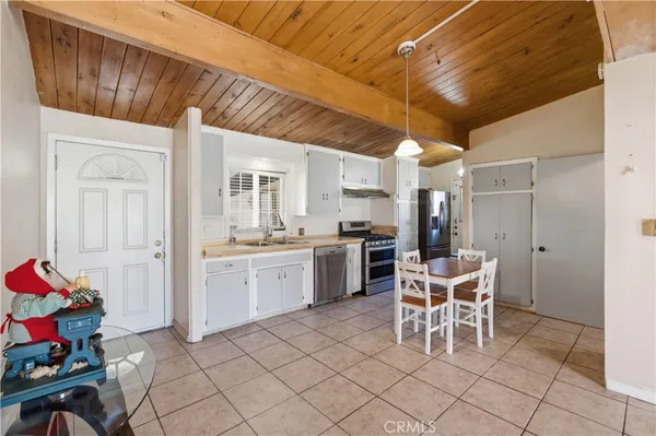 $499,000 | 12055 Douglas Street, Yucaipa, CA 92399