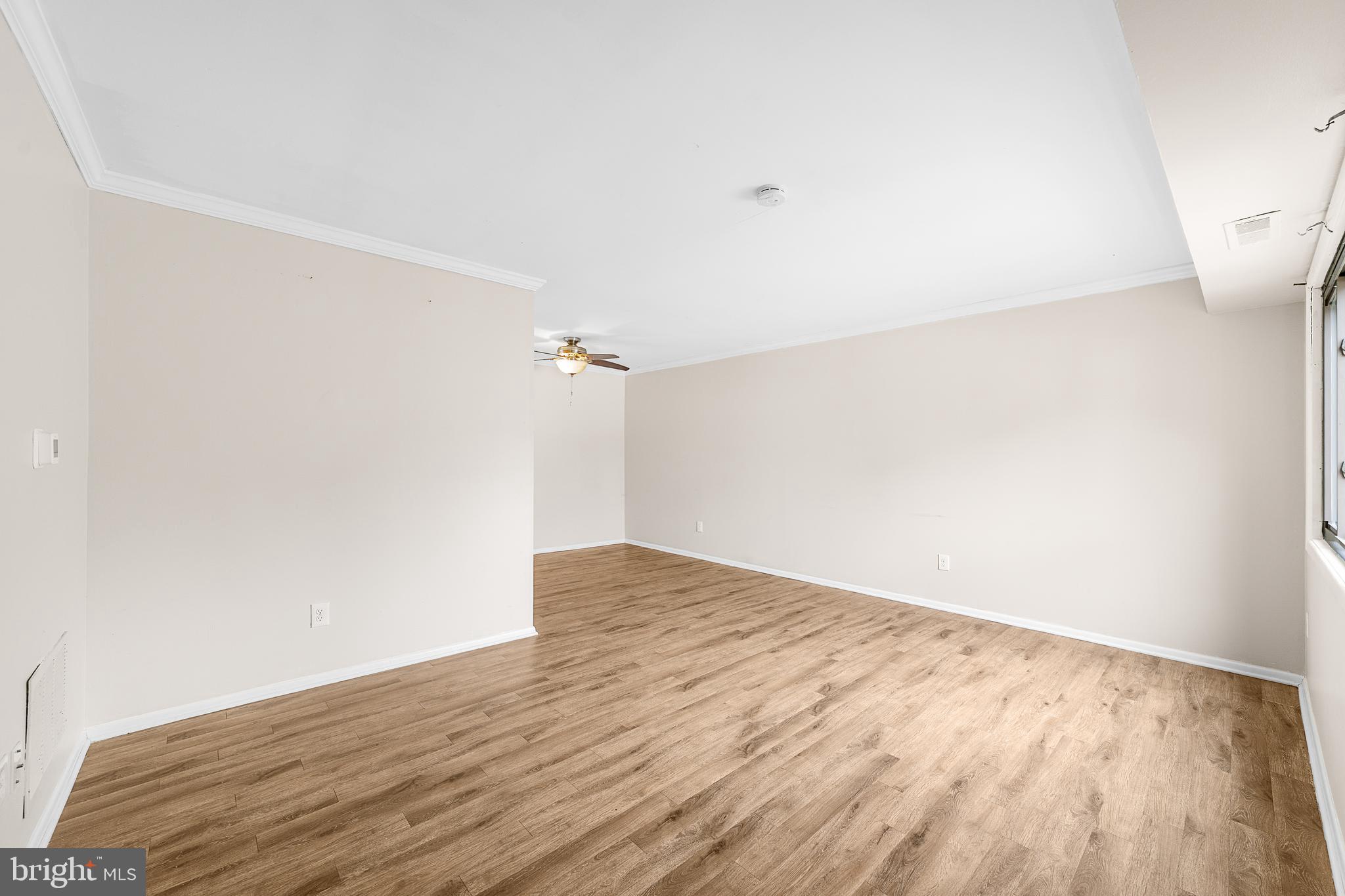 5 Dover Drive Lindenwold, NJ 08021 - Photo 8 of 28 a view of empty room with wooden floor