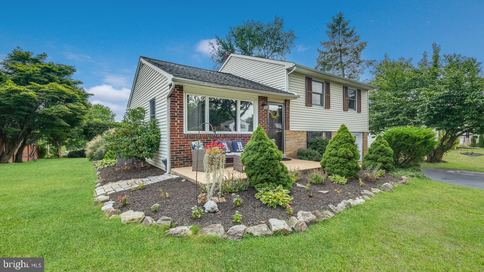 110 Evans Road Norristown, PA 19403 - Photo 5 of 33 Gallery Image 5